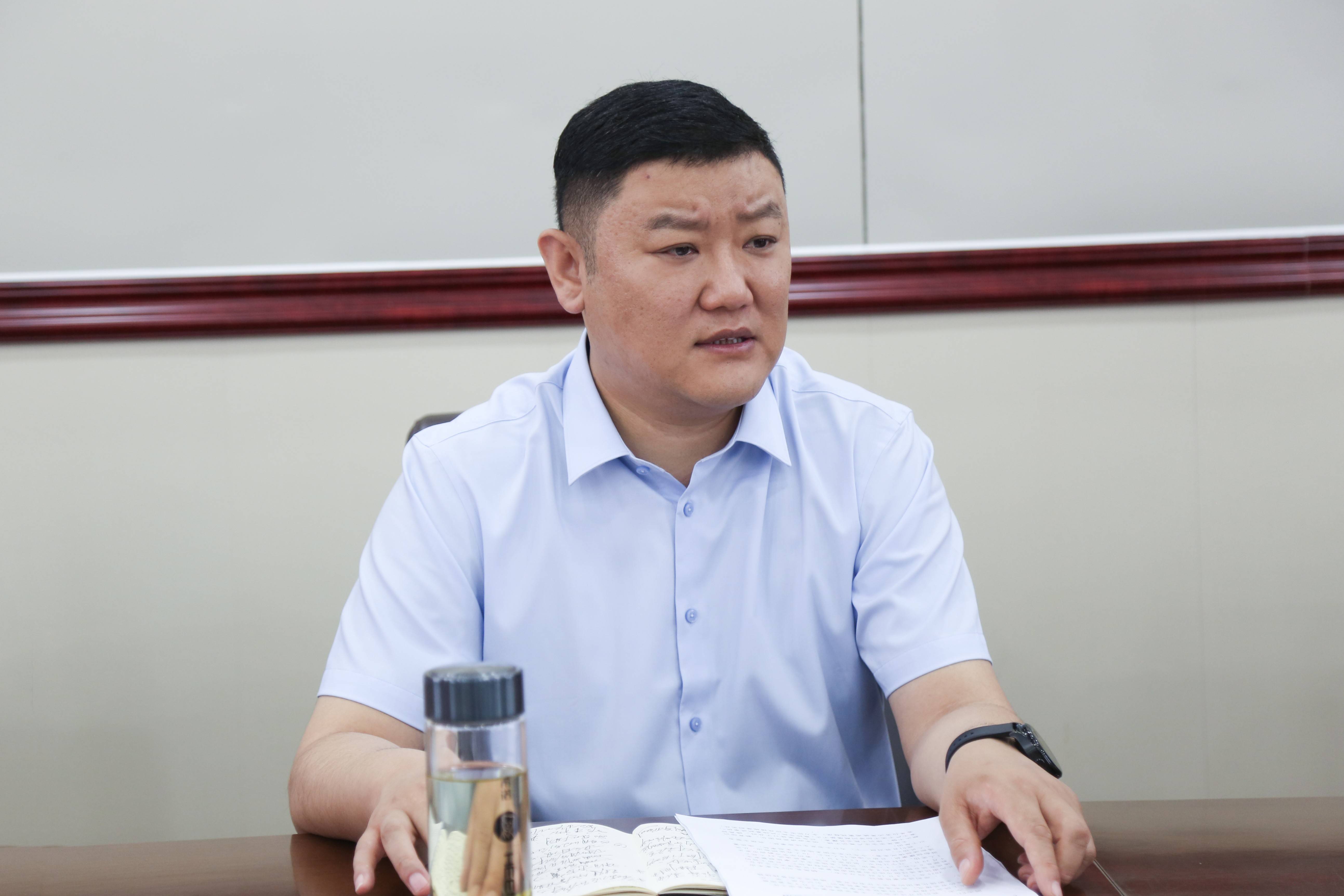 2Q2A0811-1.jpg 2Q2A0811-1.jpg